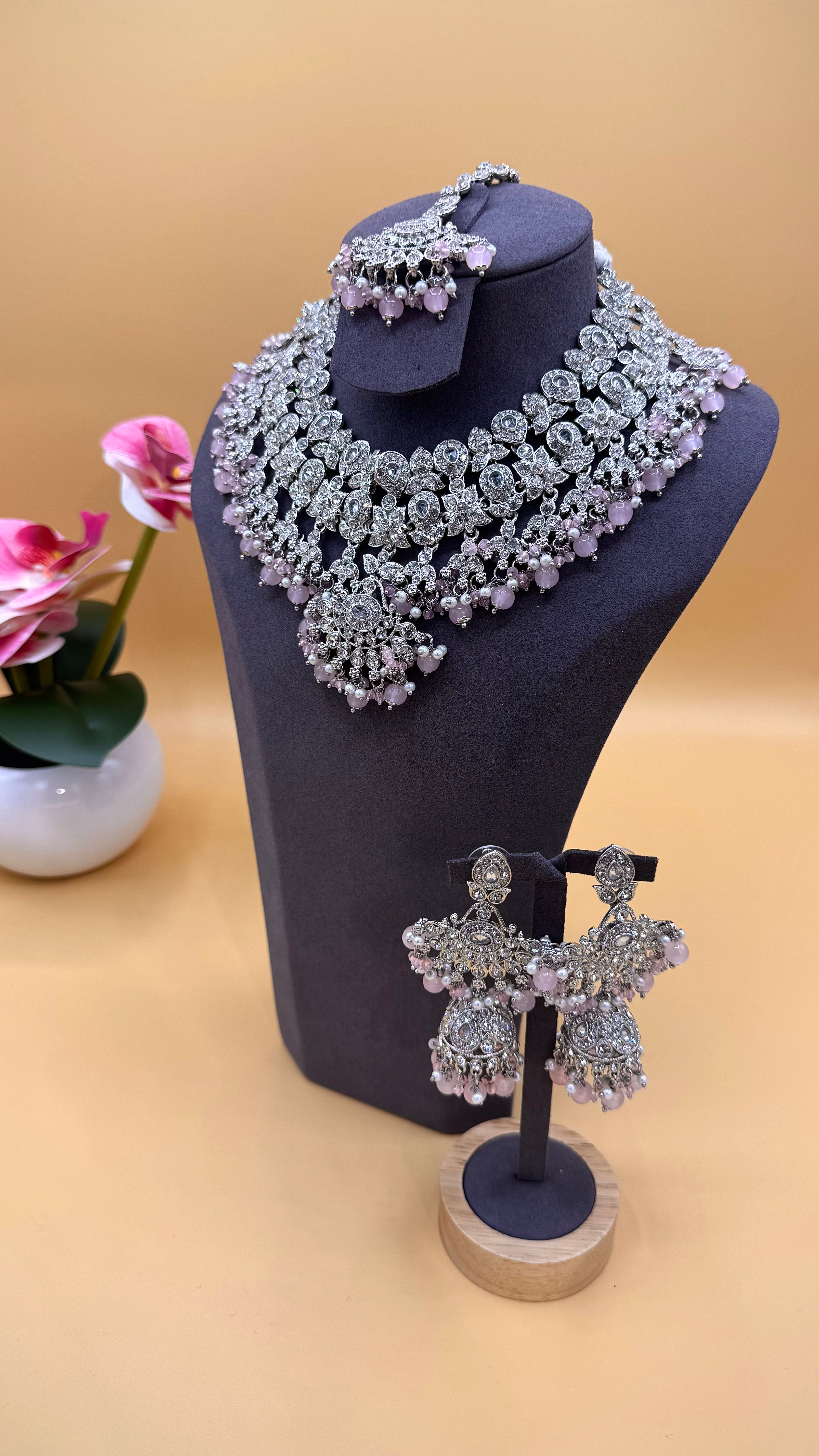 Blush Meher Necklace Set