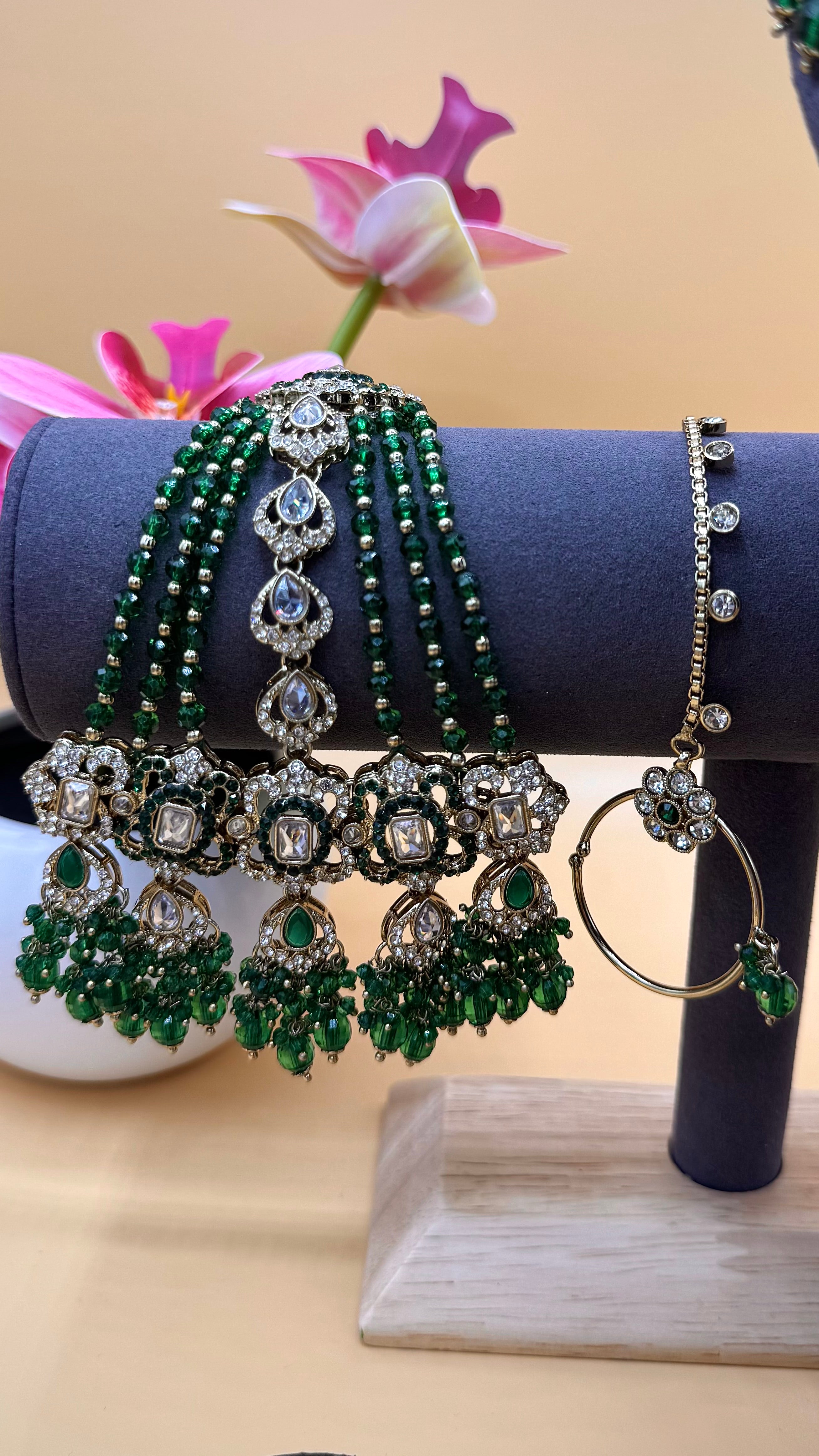 Emerald green Noor Bridal necklace Set