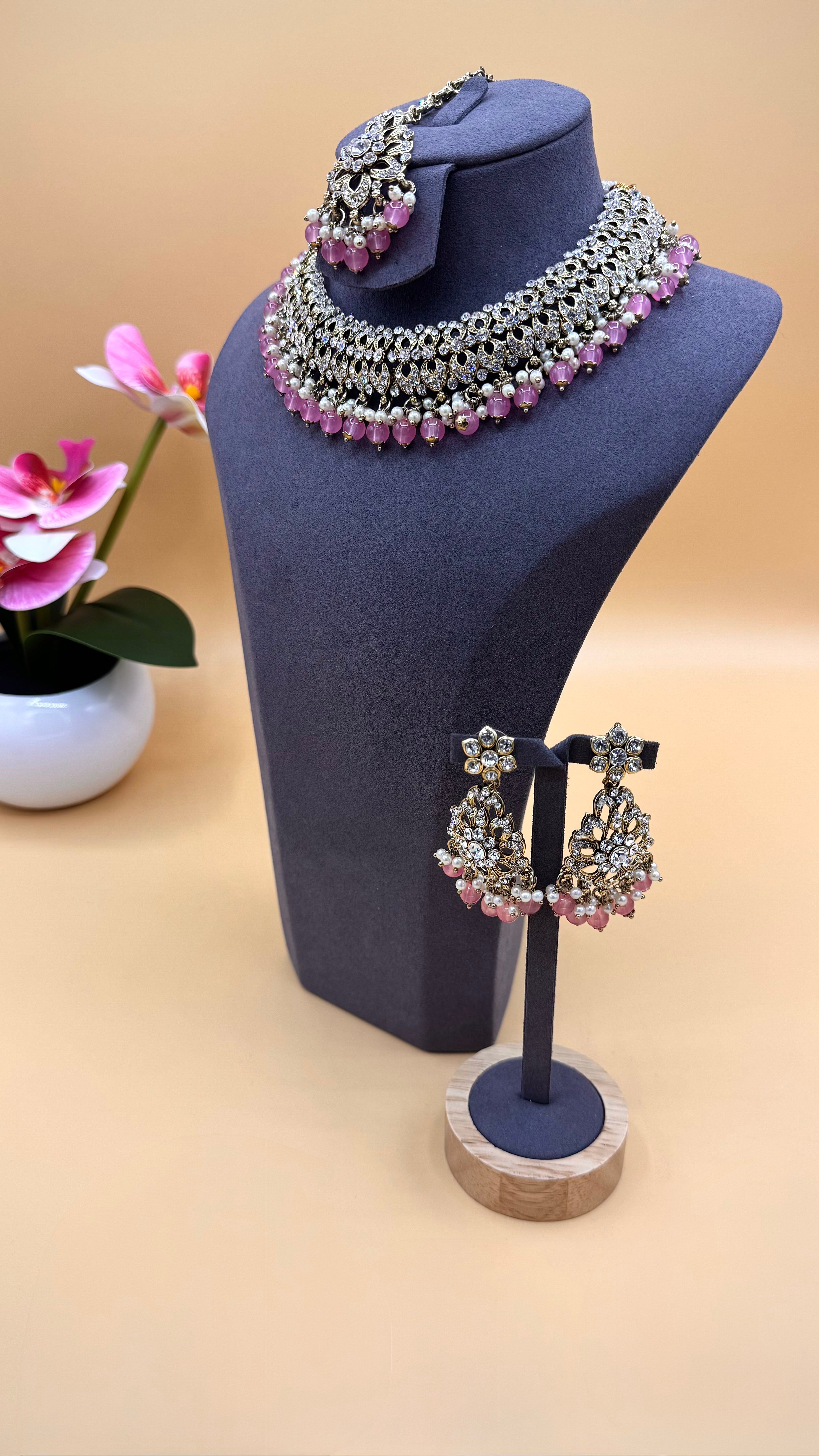 Soft Pink Zarah Necklace Set