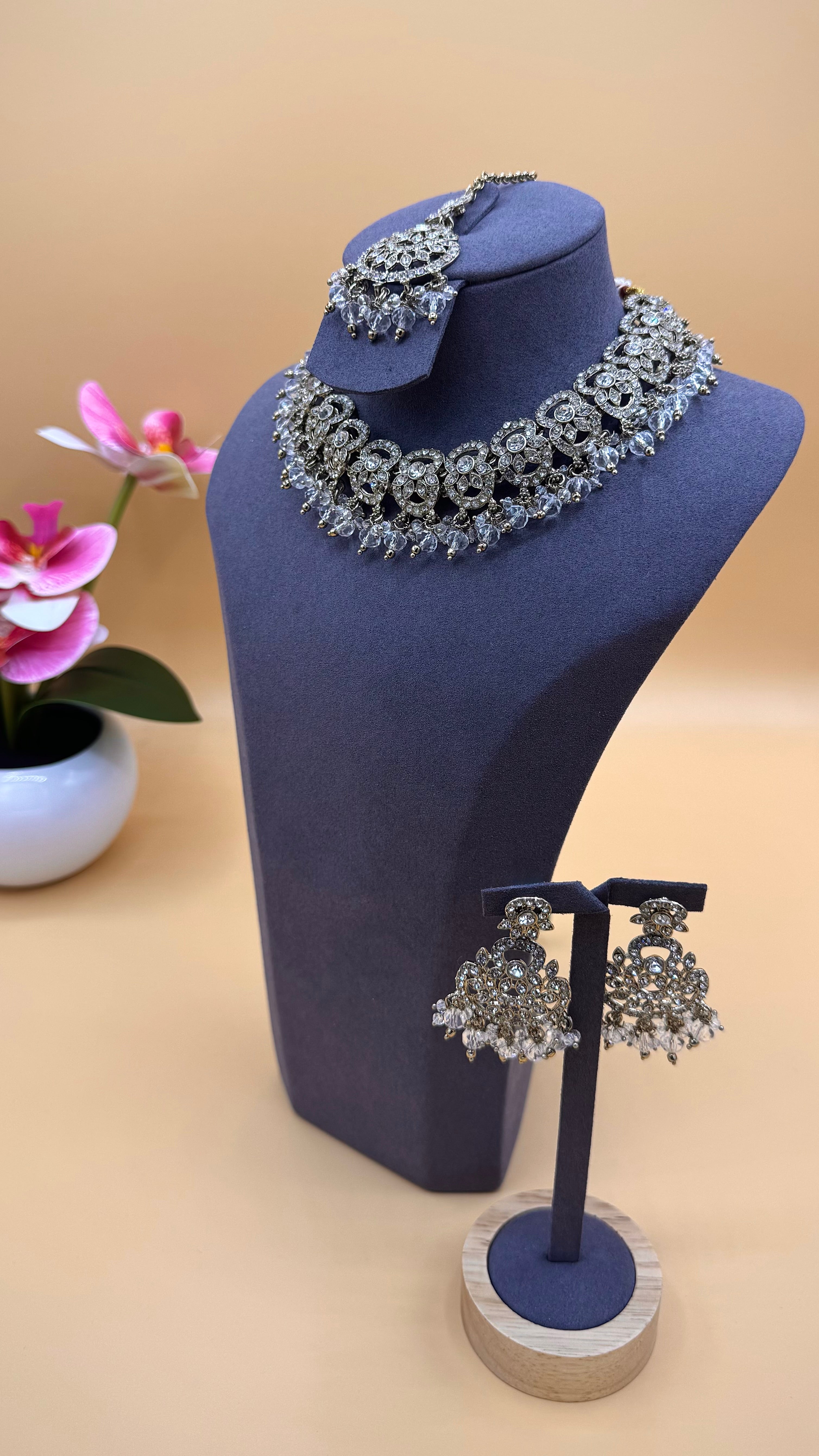 Silver Grace Necklace Set