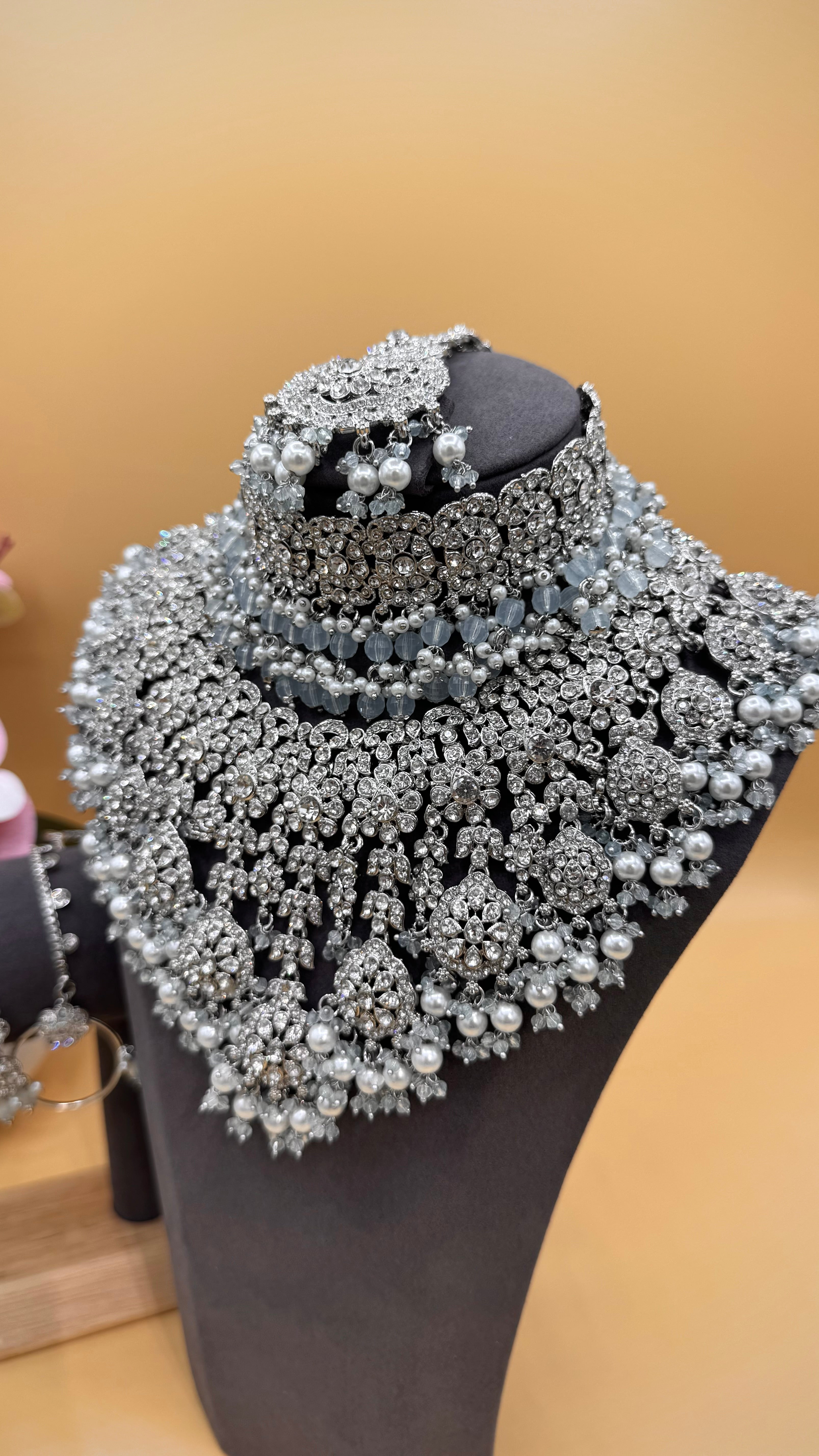 Ice Crystal Noor Bridal Necklace Set