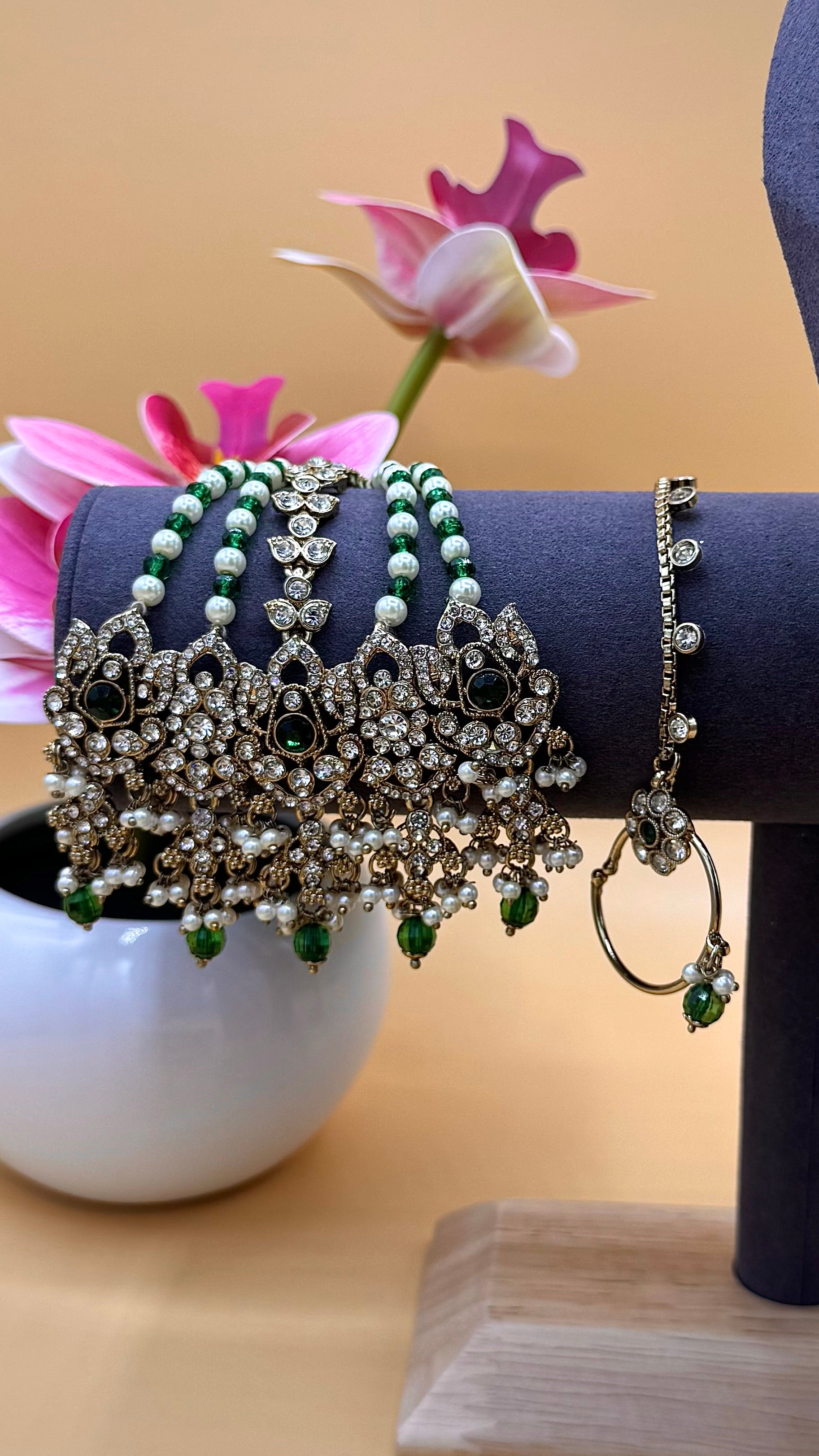 Zarina Green Royal Bridal necklace Set