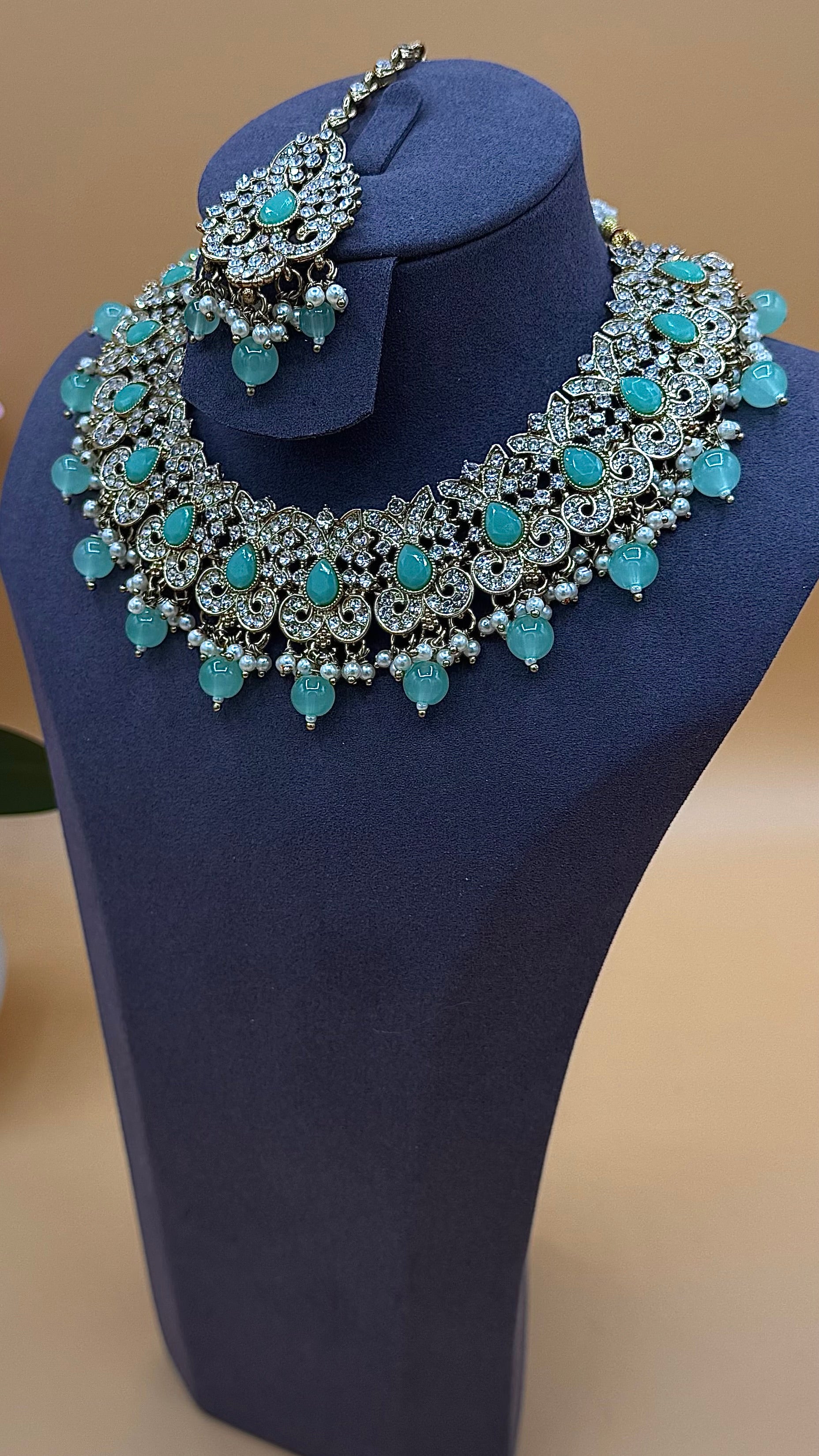 Aisha Necklace Set – mint