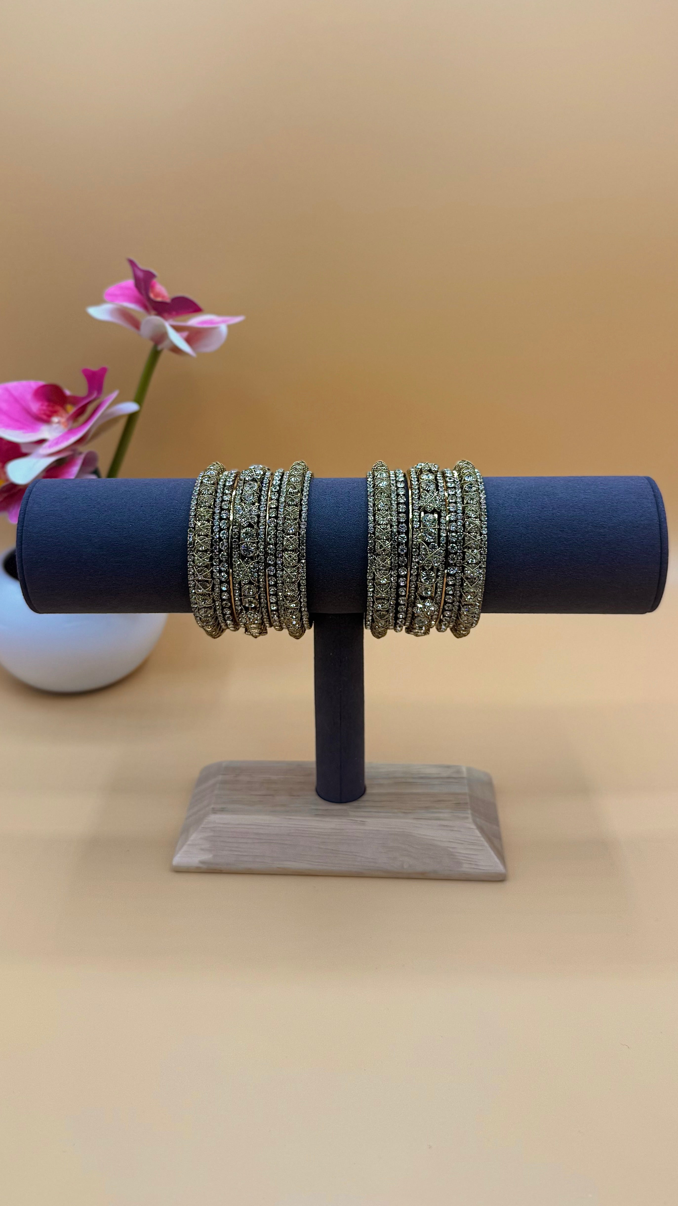 Serene Bangles – Silver