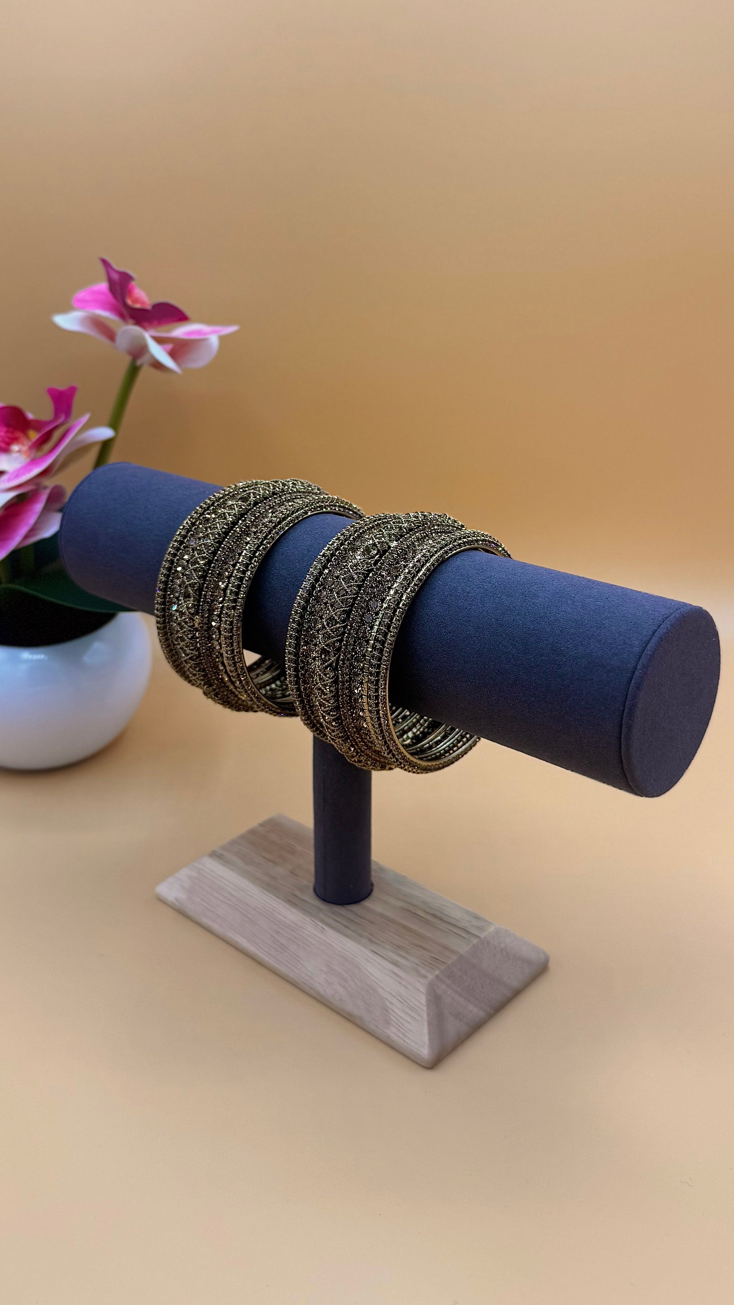 Radiance Bangles – Gold