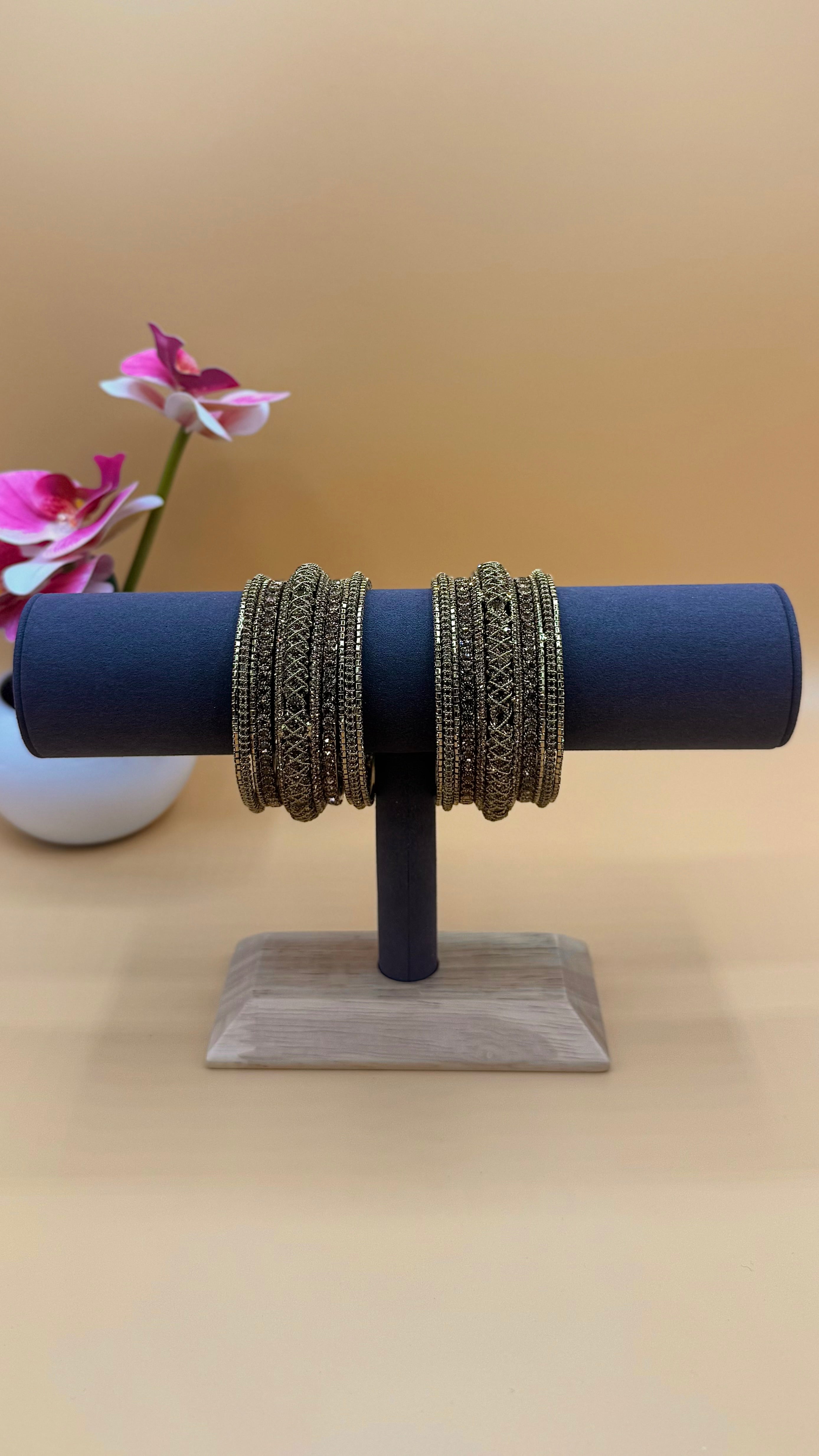 Radiance Bangles – Gold