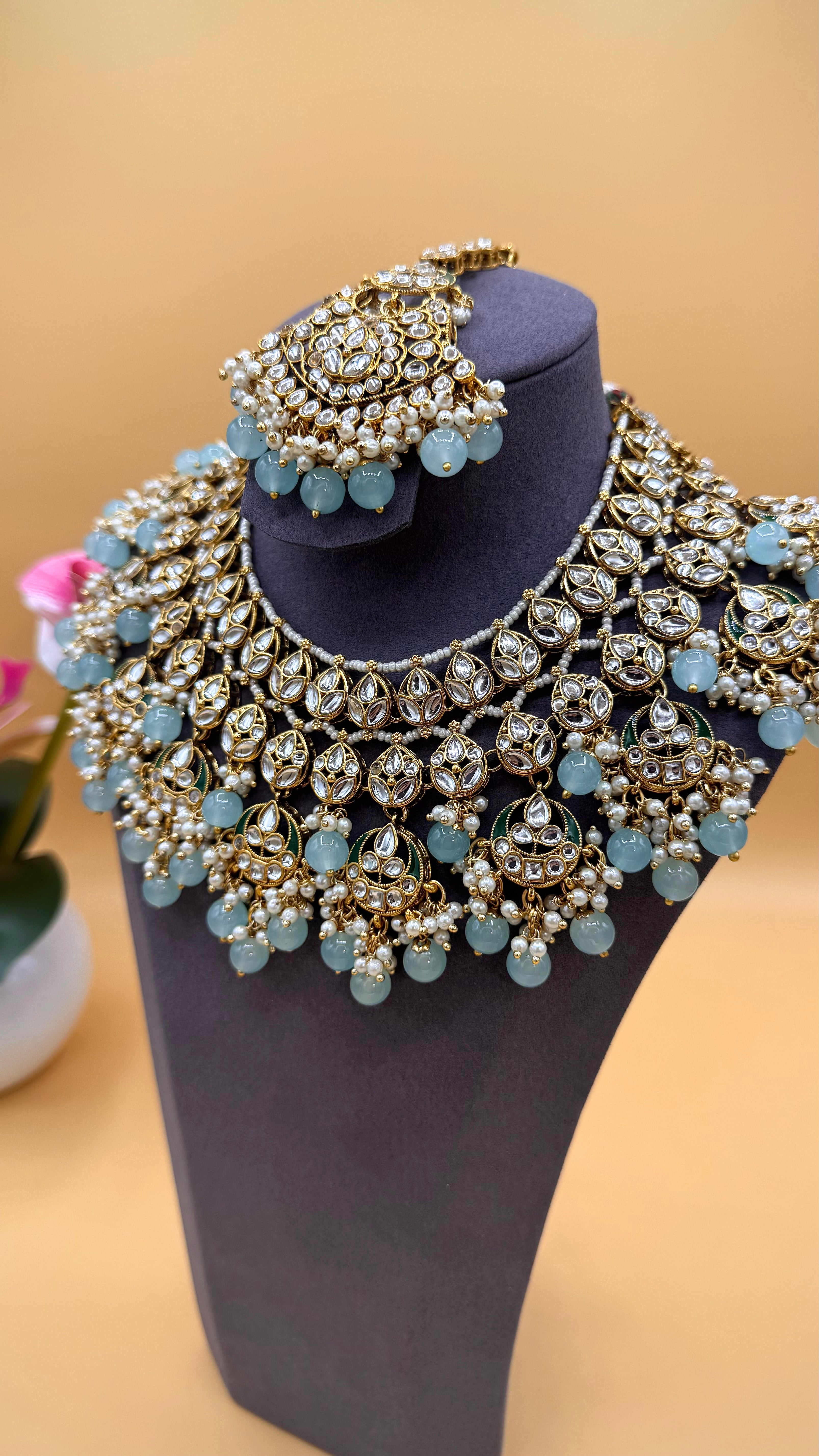 Aqua Royale Necklace Set