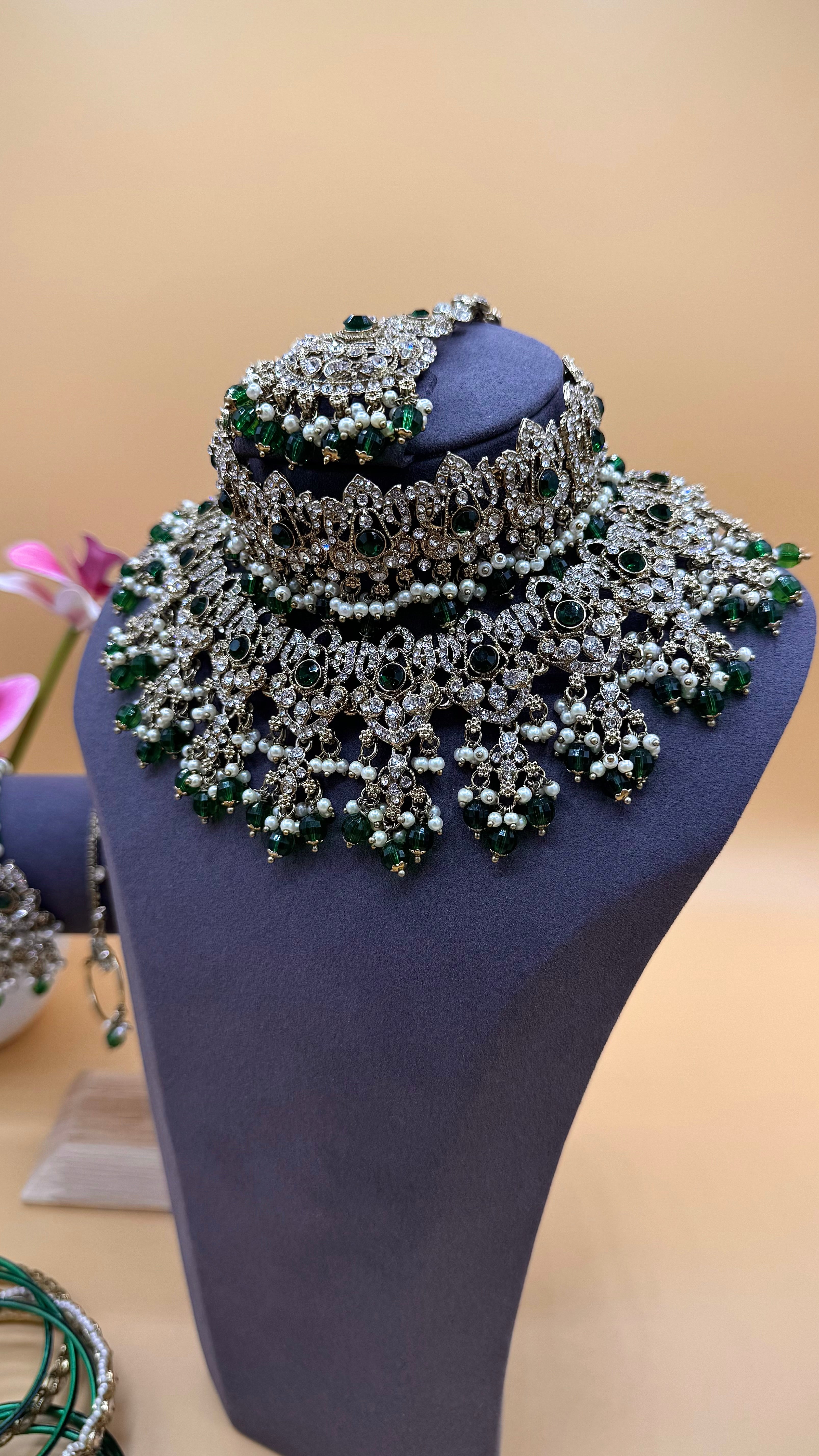 Zarina Green Royal Bridal necklace Set